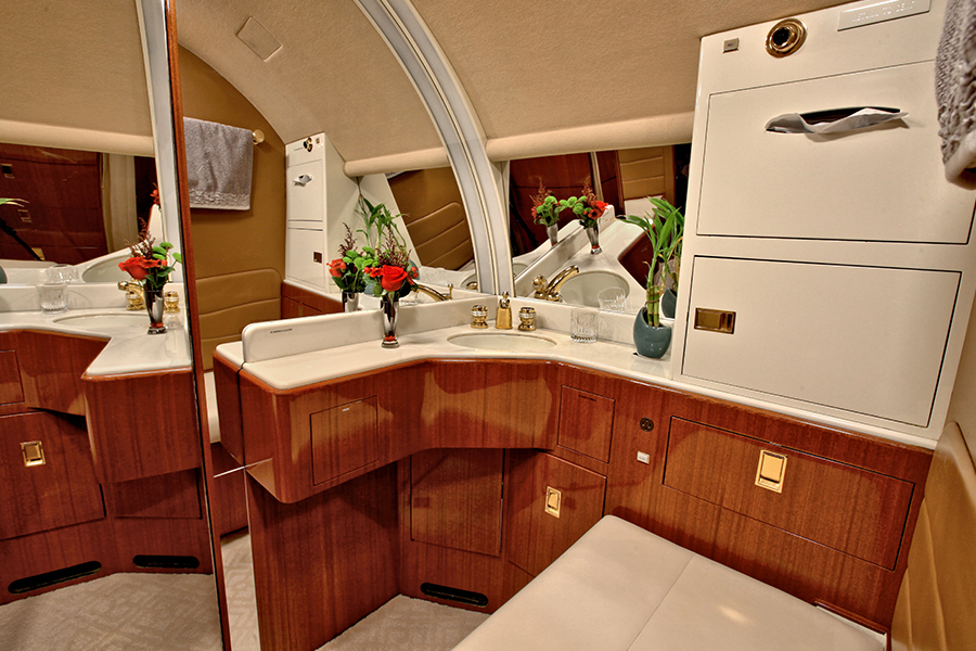 aereo d'affari Gulfstream III